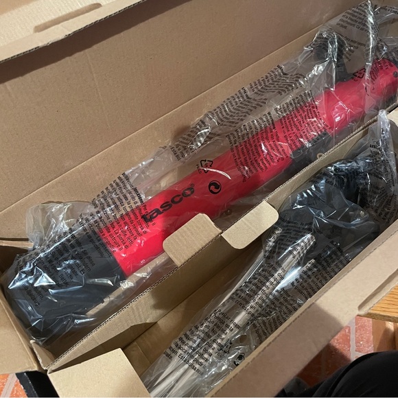 Tasco Red Telescope & Microscope Set - Picture 15 of 15